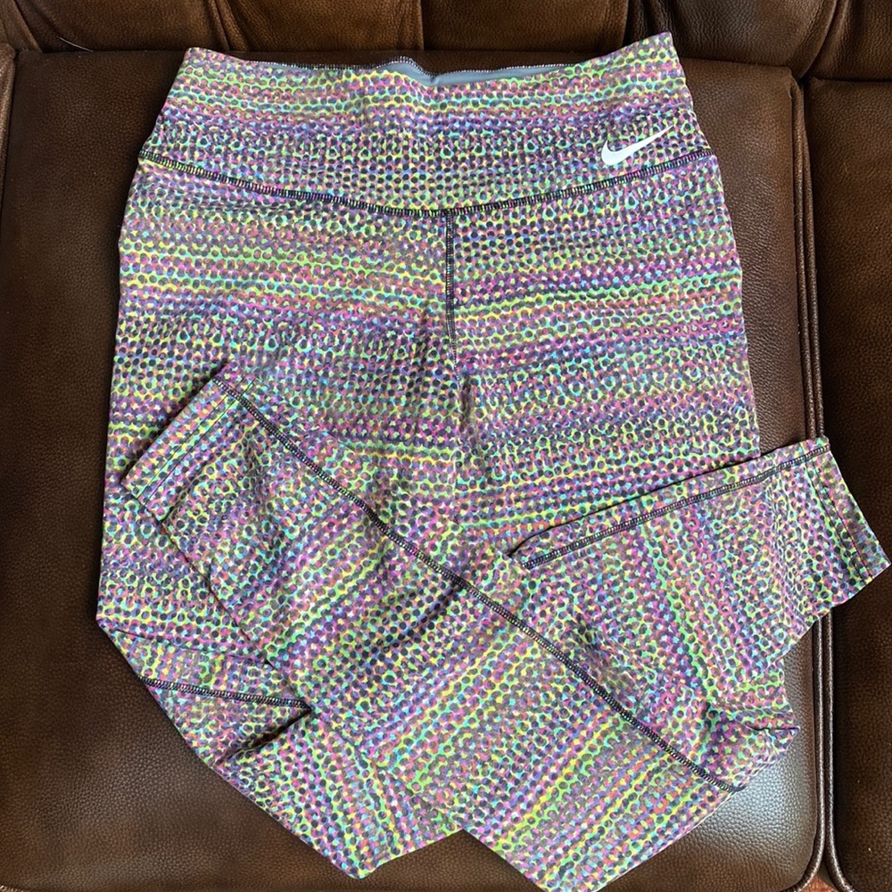 Nike Legendary Dri Fit Tights Size Medium
